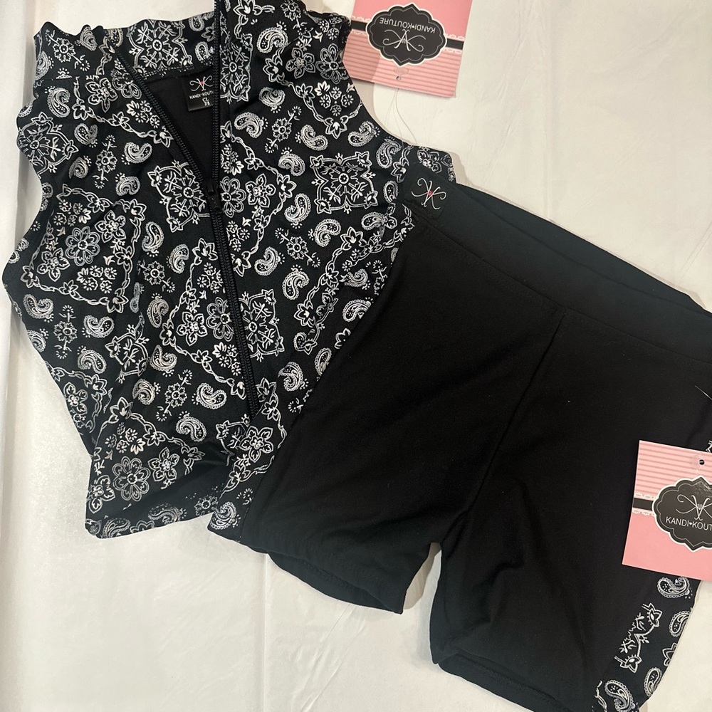 NWT Kandi Kouture Dance/Athletic Set